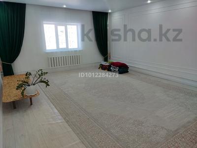 Отдельный дом · 4 комнаты · 185 м² · 10 сот., жилой массив Бауырластар, Бауырластар 175 за 30 млн ₸ в Актобе