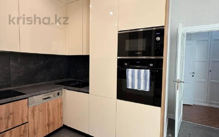 4-комнатная квартира · 120 м² · 10/12 этаж, Нажимеденова за 75 млн ₸ в Астане — фото 2