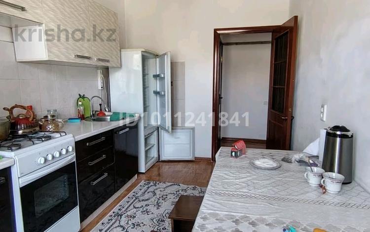 2-комнатная квартира · 65 м² · 2/5 этаж, мкр Нурсат 2 1112 за 15 000 ₸ в Шымкенте, Каратауский р-н — фото 2