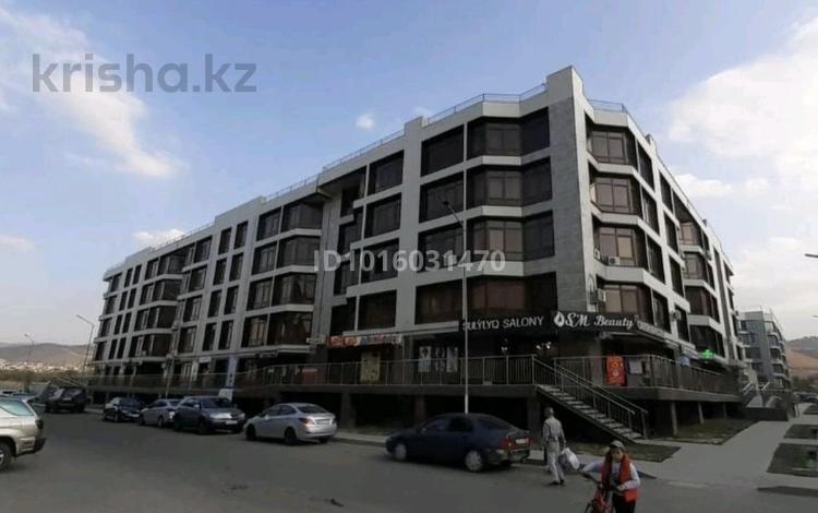 3-бөлмелі пәтер · 90 м² · 3/5 қабат, Думан-2 ш/а., бағасы: 400 000 ₸ в Алматы, Медеуский р-н — фото 2