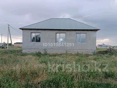 Жеке үй · 4 бөлме · 130 м² · 17 жүзд., Микрорайон Шанырак 1098, бағасы: 13.7 млн ₸ в Жамбылской обл.