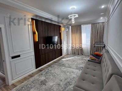 2-бөлмелі пәтер · 60 м² · 2/9 қабат, Байдибек би 186/6, бағасы: 43 млн ₸ в Шымкенте, Каратауский р-н