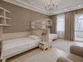 5-комнатная квартира · 220 м² · 6/8 этаж, Каратаева 38а за 220 млн ₸ в Алматы, Бостандыкский р-н — фото 3