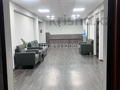 Кабинеты и рабочие места · 28 м² за 140 000 ₸ в Усть-Каменогорске, Ульбинский