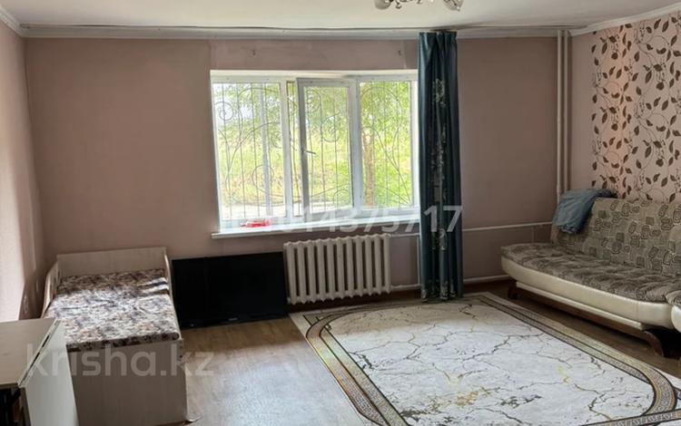 1-комнатная квартира · 40 м² · 1/10 этаж, Казыбек би7/3 3 за 120 000 ₸ в Усть-Каменогорске — фото 2