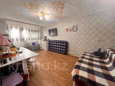 2-бөлмелі пәтер · 44 м² · 2/4 қабат, ул. Щорса 1, бағасы: 4.5 млн ₸ в Темиртау