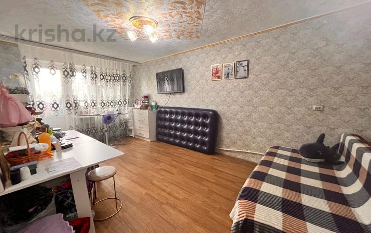 2-бөлмелі пәтер · 44 м² · 2/4 қабат, ул. Щорса 1, бағасы: 4.5 млн ₸ в Темиртау — фото 2