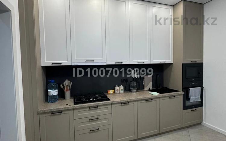 2-комнатная квартира · 53 м² · 5/9 этаж, Самал 82/6 — Коняхина Жаик Арена, Дзюдо центр, СОШ ГЭН за 18 000 ₸ в Уральске — фото 2