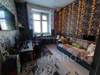 1-комнатная квартира · 40 м² · 1/5 этаж, Тельмана 149 — Бизнес колледж за 13 млн 〒 в Семее