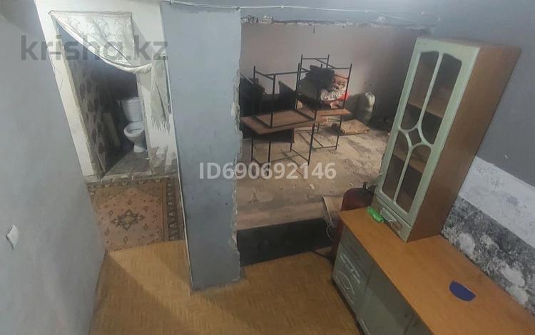 1-комнатная квартира · 40 м² · 1/5 этаж, Тельмана 149 — Бизнес колледж / жд вокзал за 14 млн ₸ в Семее — фото 17
