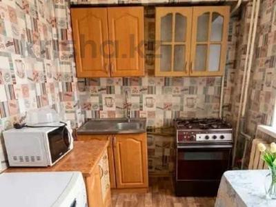 1-комнатная квартира · 35 м² · 2/5 этаж, Есенова за 27.5 млн ₸ в Алматы, Медеуский р-н