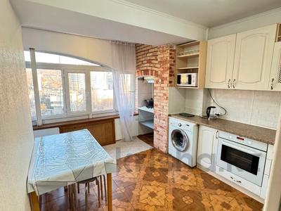 3-комнатная квартира · 71 м² · 9/10 этаж, мкр Самал-1 — Достык за 64.8 млн ₸ в Алматы, Медеуский р-н