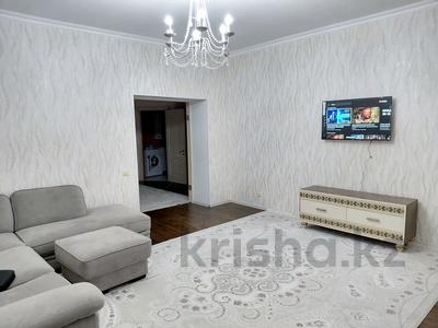 2-бөлмелі пәтер · 95 м² · 6/8 қабат, мкр. Алтын орда, Алия молдагулова 50а, бағасы: 15 000 ₸ в Актобе