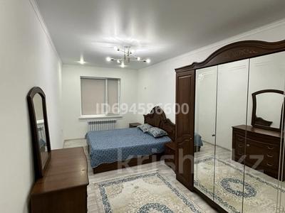 3-комнатная квартира, 76 м² помесячно, мкр Туран 28А за 140 000 〒 в Шымкенте, Каратауский р-н