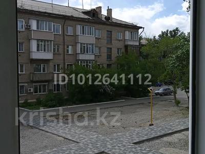 3-бөлмелі пәтер · 68 м² · 2/4 қабат, ТИТОВА 145 — Магазин АККУ", бағасы: 250 000 ₸ в Семее