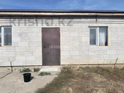 1-бөлмелі пәтер · 50 м² · 1/1 қабат, Зачаганск пгт ш/а. — Алпамыс, бағасы: 85 000 ₸ в Уральске, мкр. Зачаганск пгт