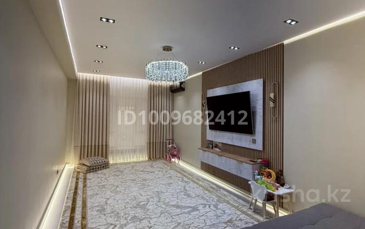 2-комнатная квартира · 70 м² · 3/5 этаж, мкр Самал, Абиш кекылбайулы 60а за 30 млн ₸ в Атырау — фото 2