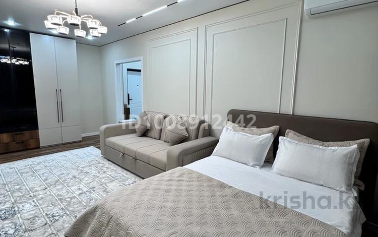 1-комнатная квартира · 45 м² · 8/12 этаж, мкр Гажайып 5/1 — Возле Алматы Арены за 20 000 ₸ в Алатауский р-н — фото 2