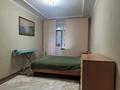 3-комнатная квартира · 59 м² · 1/5 этаж, мкр Михайловка , Аманжолова 71 за 200 000 ₸ в Караганде, Казыбек би р-н — фото 3