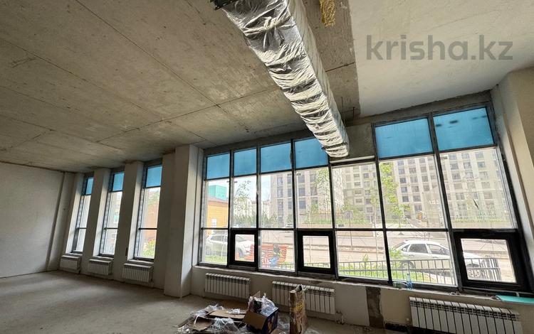 Свободное назначение, офисы, магазины и бутики, склады, общепит, салоны красоты, медцентры и аптеки, образование, развлечения, кабинеты и рабочие места, студии · 159.8 м² за 800 000 〒 в Астане, Есильский р-н — фото 4