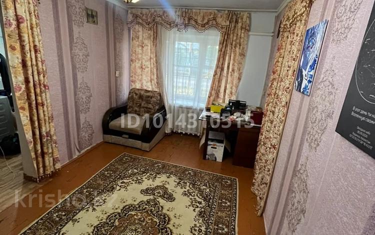 2-бөлмелі пәтер · 37.5 м² · 1/2 қабат, Сатпаева 12 — Больница, бағасы: 5 млн ₸ в Бадамше — фото 2