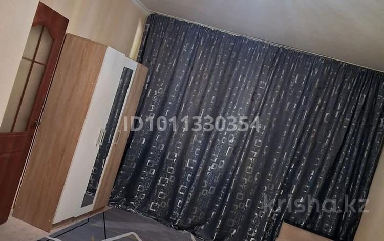 1-комнатная квартира · 35 м² · 1/9 этаж, мкр Аксай-1А — Райымбека Момышулы за 180 000 ₸ в Алматы, Ауэзовский р-н — фото 7