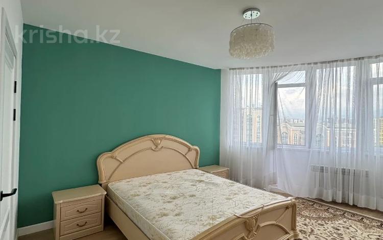 2-комнатная квартира, 80 м², 13/15 этаж помесячно, Навои 9/1