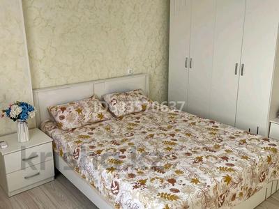 1-комнатная квартира, 47 м², 4/5 этаж посуточно, Мкр Отырар за 8 000 〒 в Туркестане
