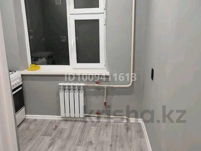 1-комнатная квартира · 40 м², мкр Самал 9 за 10 млн 〒 в Таразе