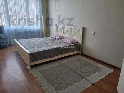 2-комнатная квартира · 60 м² · 4/5 этаж, 11-й мкр 27 за 1 500 〒 в Актау