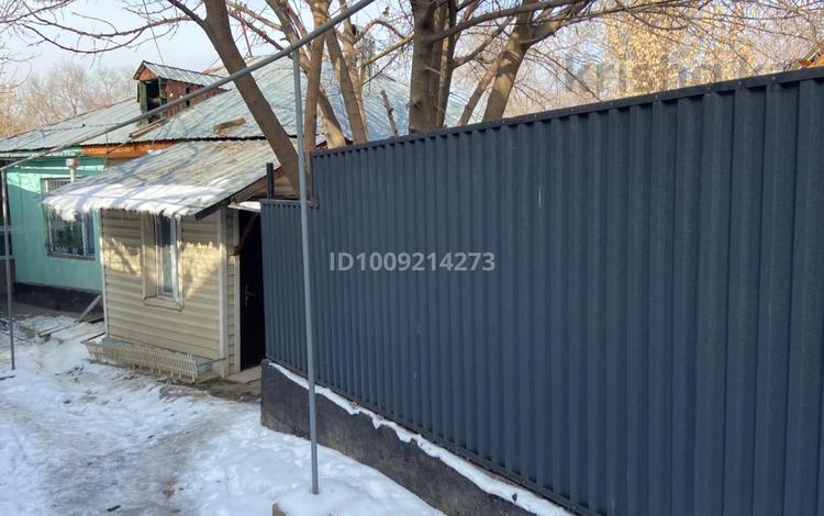 Үйдің бір бөлігі · 4 бөлме · 120 м² · 4.5 сот., мкр Атырау, Переулок полевой 27 — 2 городская поликлиника, бағасы: 55 млн ₸ в Алматы, Медеуский р-н — фото 2