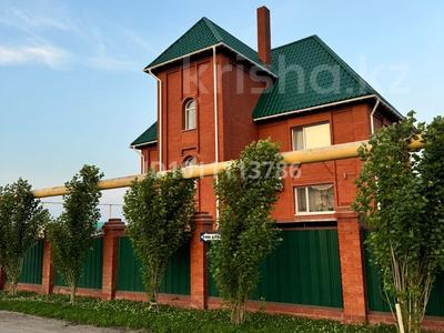 Жеке үй · 6 бөлме · 410 м² · 14 сот., 4-й микрорайон, 4 мкрн, бағасы: 220 млн 〒 в Костанае