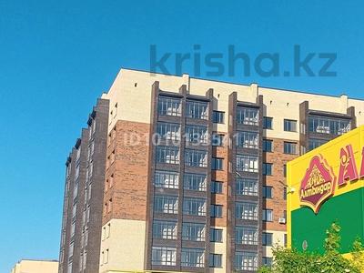 2-бөлмелі пәтер · 67.3 м² · 8/9 қабат, Базарбай Жуманиязова 120, бағасы: 25 млн ₸ в Уральске