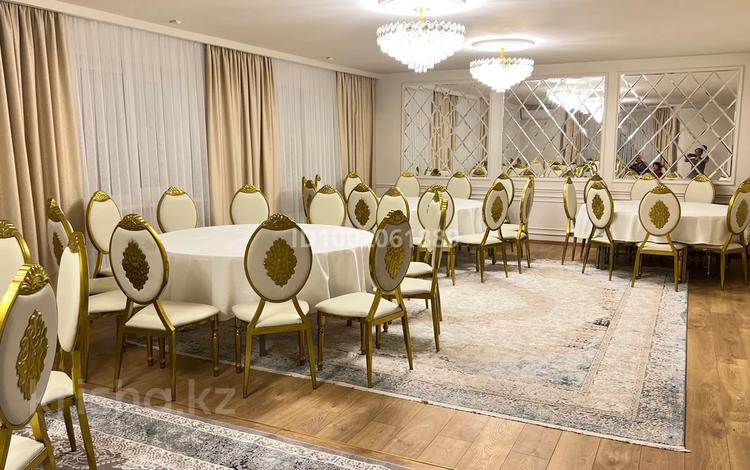 Дом · 8 комнат · 350 м², Ер Таргын 19 — Жанаарка за 150 000 ₸ в Астане, Алматы р-н — фото 25