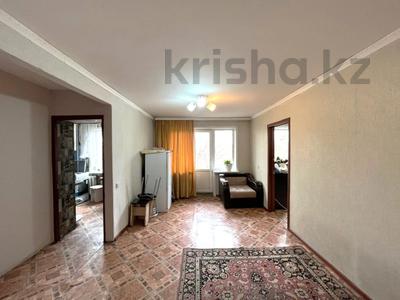 2-комнатная квартира · 45 м² · 4/5 этаж, мкр Новый Город, Абдирова — Пересечение улиц Гоголя и Абдирова! за 14.5 млн ₸ в Караганде, Казыбек би р-н