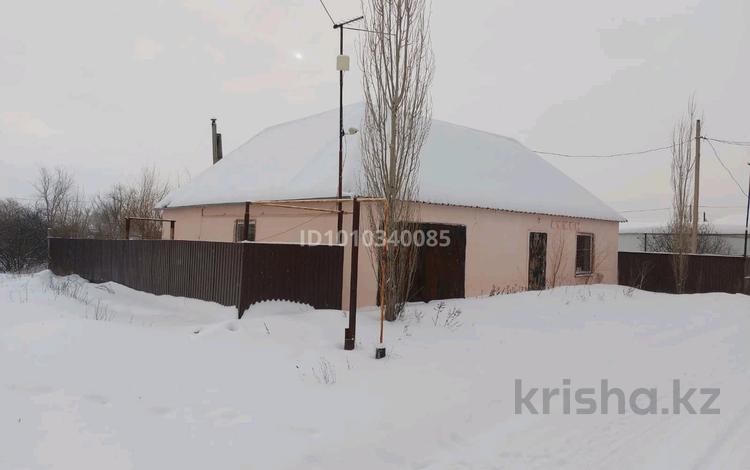 Жеке үй · 1 бөлме · 50 м² · 8 жүзд., Ихсанова, бағасы: 15 млн ₸ в Жаик-2 — фото 2