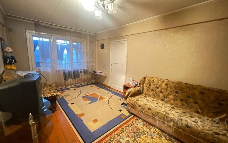 3-бөлмелі пәтер · 60 м² · 4/5 қабат, Кабанбай Батыра 136, бағасы: 17.5 млн ₸ в Усть-Каменогорске — фото 14