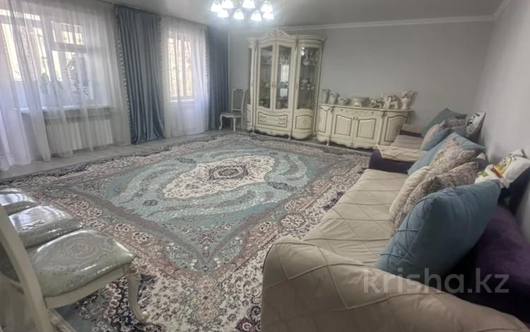 3-комнатная квартира · 96 м² · 2/4 этаж, Жансугурова 71 за 300 000 ₸ в Талдыкоргане — фото 2