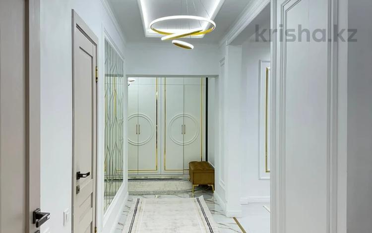 3-комнатная квартира · 88 м², мкр Нурсат, Аргынбекова 29/4 к2 — Шаяхметов за 350 000 ₸ в Шымкенте, Каратауский р-н — фото 5