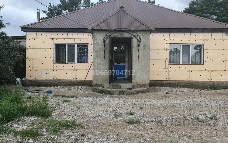 Отдельный дом • 4 комнаты • 150 м² • 12 сот., Берёзовая 247 за 20 млн 〒 в Павлодаре — фото 3