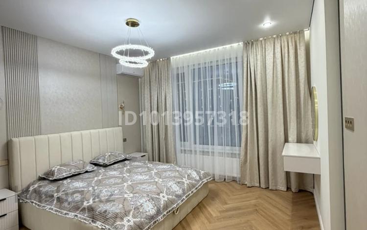 2-комнатная квартира · 74 м² · 4/16 этаж, мкр Северо-Запад, К. Толеметова 64/3 за 500 000 ₸ в Шымкенте, Абайский р-н — фото 2