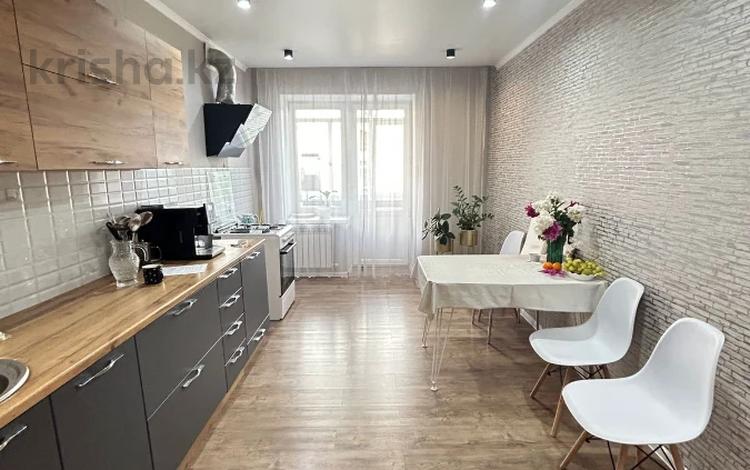 2-бөлмелі пәтер · 60 м² · 4/5 қабат, Северо-Восток, бағасы: 24.5 млн ₸ в Уральске — фото 2