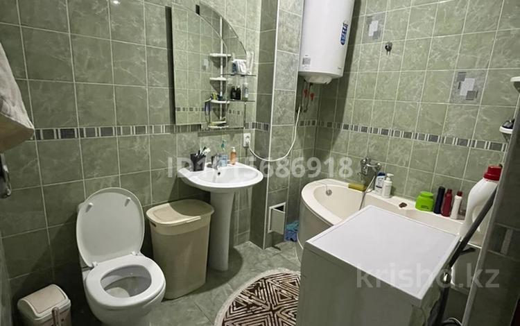 3-бөлмелі пәтер · 87 м² · 2/3 қабат, Акын батыр 1, бағасы: 20 млн ₸ в Шымкенте, Енбекшинский р-н — фото 2