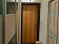 3-комнатная квартира · 64.9 м² · 2/5 этаж, мкр Юго-Восток, мкр Степной 1 — Средняя школа №5, Ясли-сад "Еркетай" за 30 млн ₸ в Караганде, Казыбек би р-н — фото 2