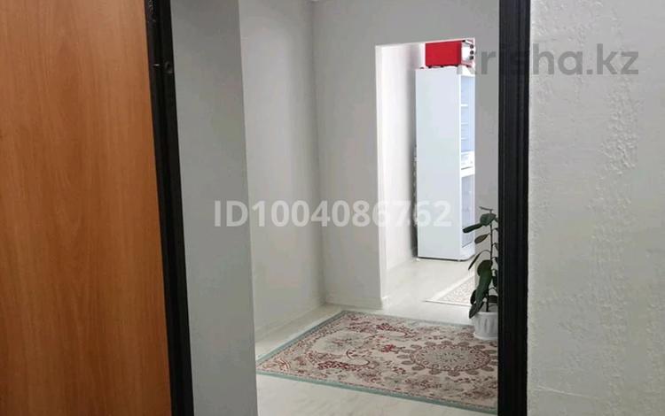 3-комнатная квартира · 85 м² · 5/5 этаж, мкр Болашак, Бокенбай Батыра 155к4 — Аэропорт за 24.8 млн 〒 в Актобе — фото 2