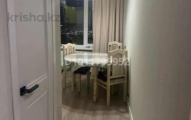 3-бөлмелі пәтер · 72 м² · 8/9 қабат, 8 мкр, бағасы: 20 млн ₸ в Темиртау — фото 2