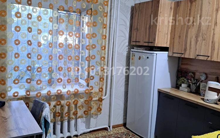 1-комнатная квартира · 30 м² · 1/2 этаж, Силикатный 21 — Силикатный поселок за 9.5 млн ₸ в Семее, Красный Кордон — фото 2