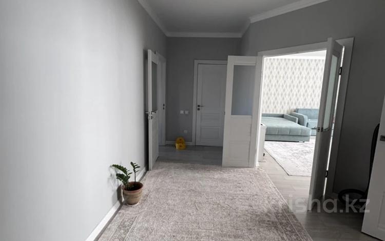 2-комнатная квартира · 100 м² · 1/5 этаж, мкр. Алтын орда за 35.5 млн ₸ в Актобе — фото 2