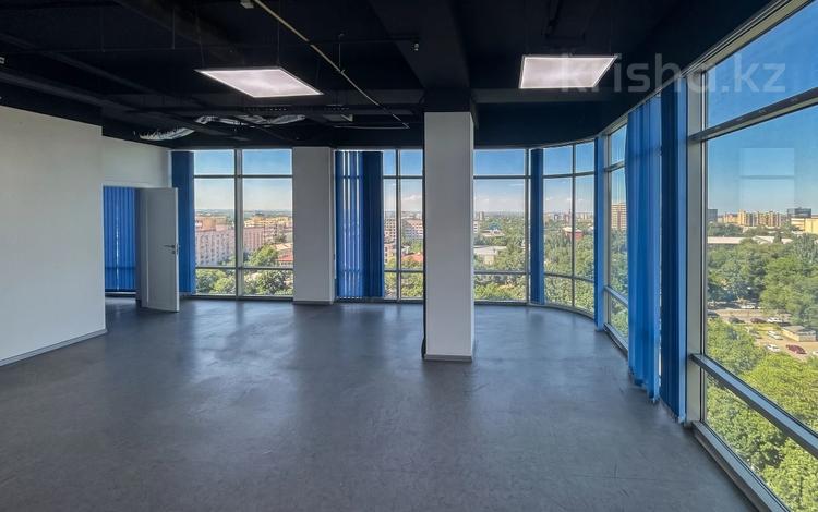 Кеңселер, кабинеттер және жұмыс орындары · 414 м², бағасы: ~ 5 млн ₸ в Алматы, Алмалинский р-н — фото 23
