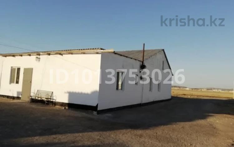 Жеке үй · 3 бөлме · 102 м² · 10 жүзд., Нақу бақтыбаев 161/1, бағасы: 2 млн ₸ в Шетпе — фото 2